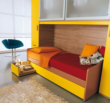 Wall children of chipboard and melamine, Julia Arredamenti