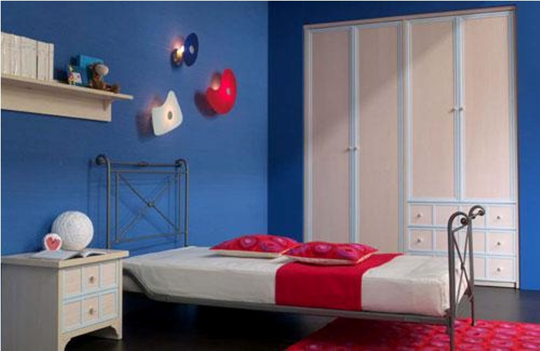 Wall children of chipboard and melamine, Julia Arredamenti