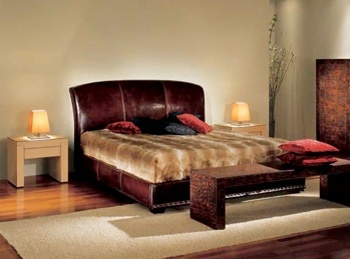 Bed Giove, Origgi Salotti