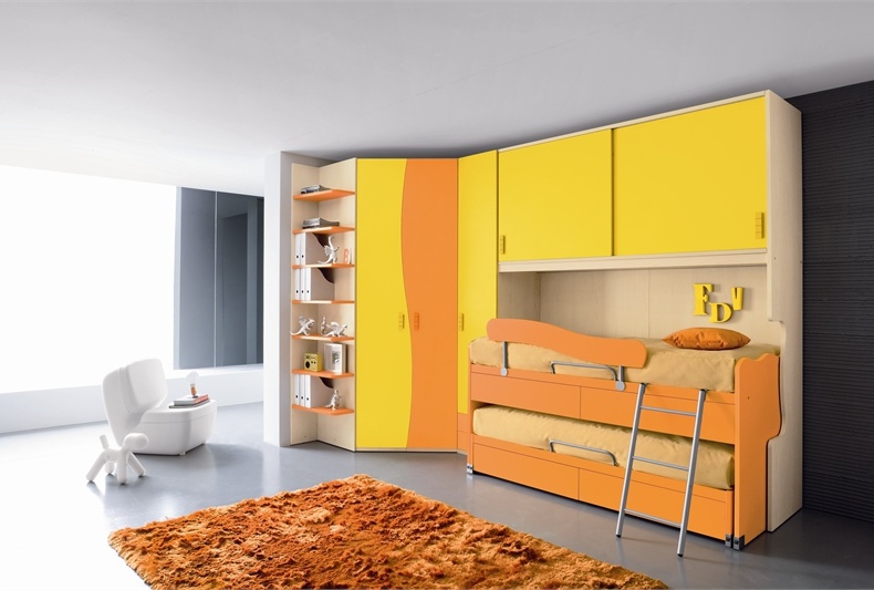 Wall children of chipboard and melamine, Julia Arredamenti