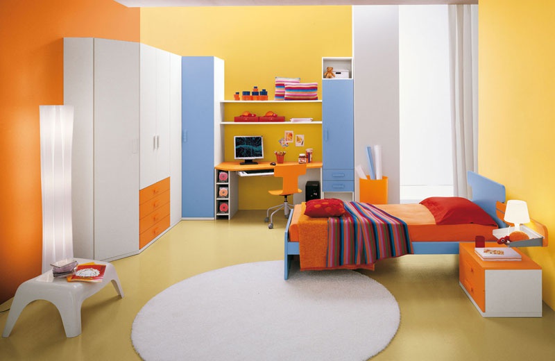 Wall children of chipboard and melamine, Julia Arredamenti