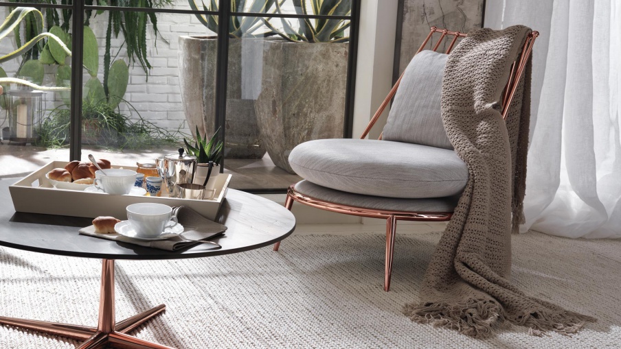 Chair low lying Aurora, Cantori