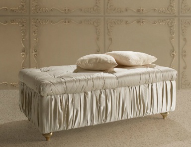 Couch, Giusti Portos