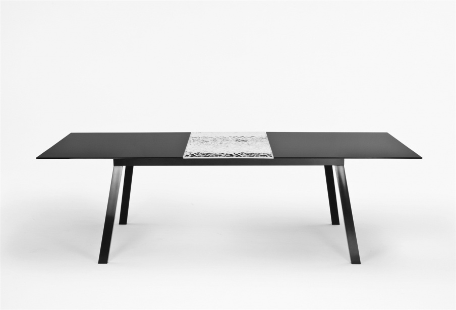 Oyster dining table, Kartell
