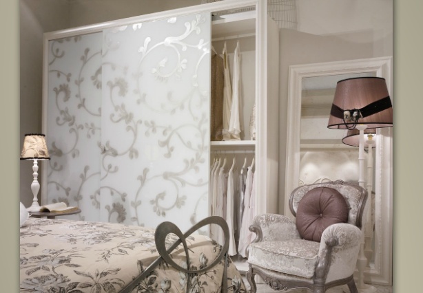 Wardrobe, Giusti Portos