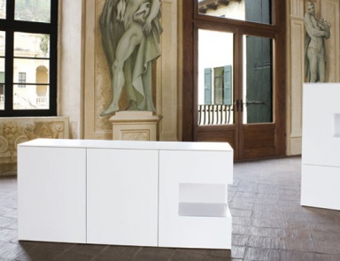 Wooden dresser, Oliver B