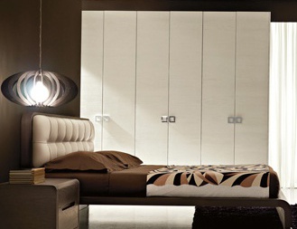 Wardrobe on the frame of tamborito and solid wood Graffito, Benedetti