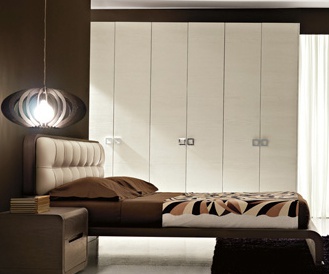 Wardrobe on the frame of tamborito and solid wood Graffito, Benedetti