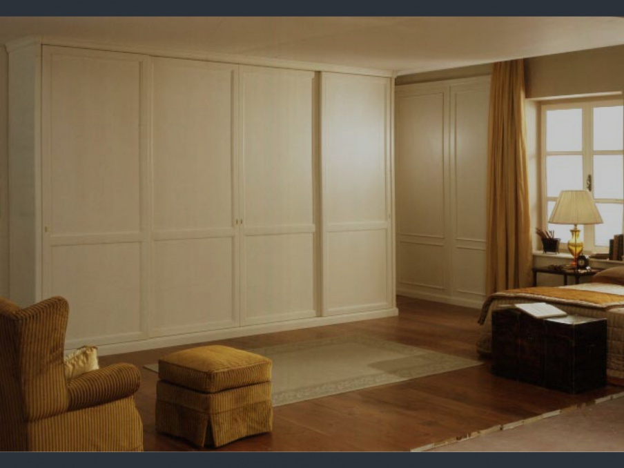 Wardrobe Louvre, Benedetti