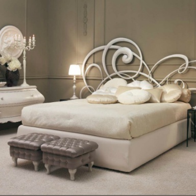 Bedroom (furniture-bedroom)