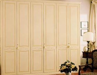 Wardrobe on the frame of tamborito Nadir, Benedetti (furniture: wardrobe, Italy)