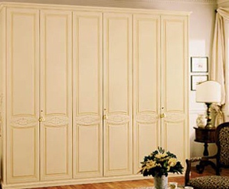 Wardrobe on the frame of tamborito Nadir, Benedetti