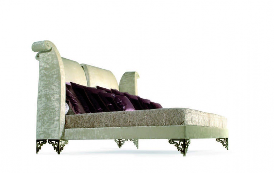 The Rialto bed, JC Passion