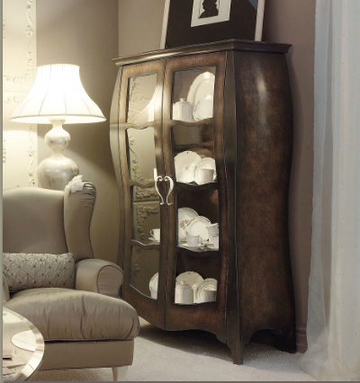 Showcase, Giusti Portos