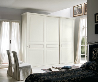 Wardrobe with sliding doors on the frame of tamborito Perseo, Benedetti
