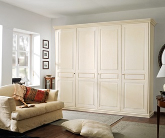 Wardrobe on the frame of tamborito Perseo, Benedetti