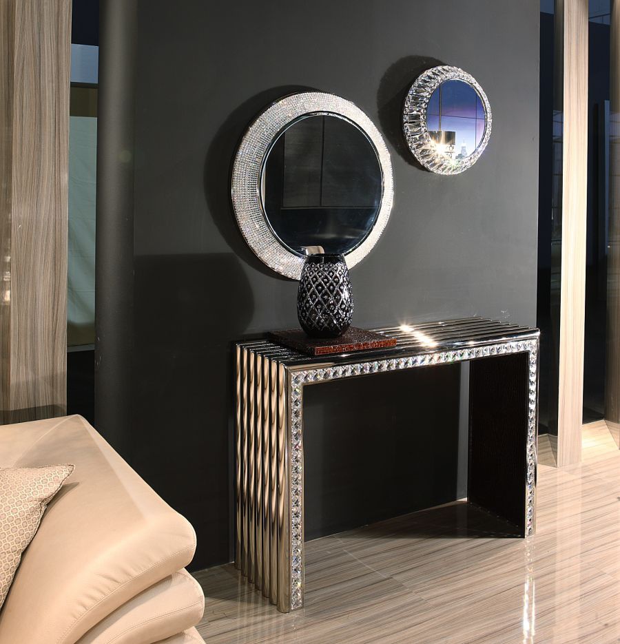 The Garbo console, JC Passion