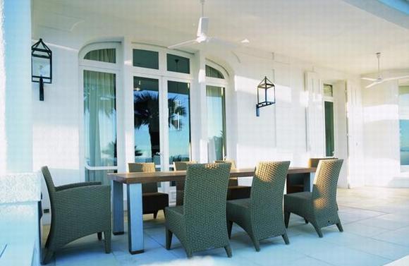 Dining set with woven chairs by Royal Botania