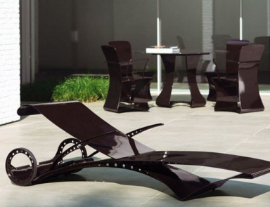 Laquered deck chair, Royal Botania