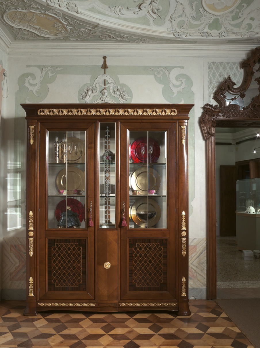 Factory showcase Arca