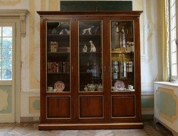 Showcase with hinged doors, Ca' d'oro