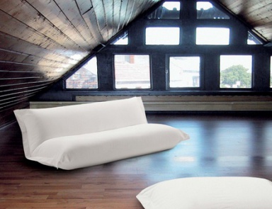 Sofa Guanciale, Futura