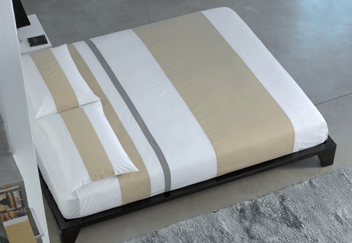 Bed Oriente, Futura