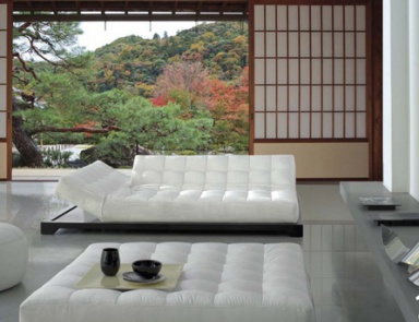 Sofa Oriente, Futura