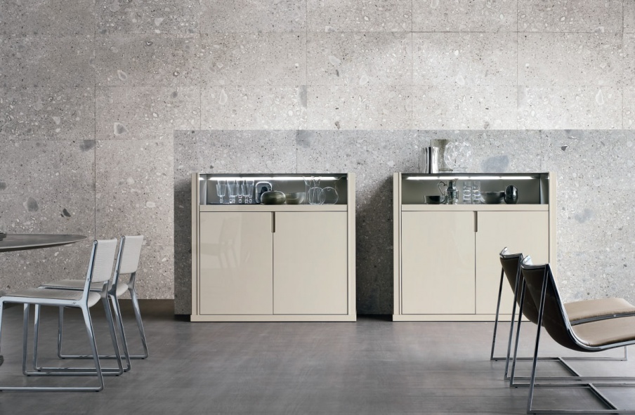 Cabinet frame of MDF, a showcase of glass and wood and leather Altea, Alivar
