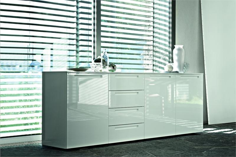 Wooden chest of drawers, Lema