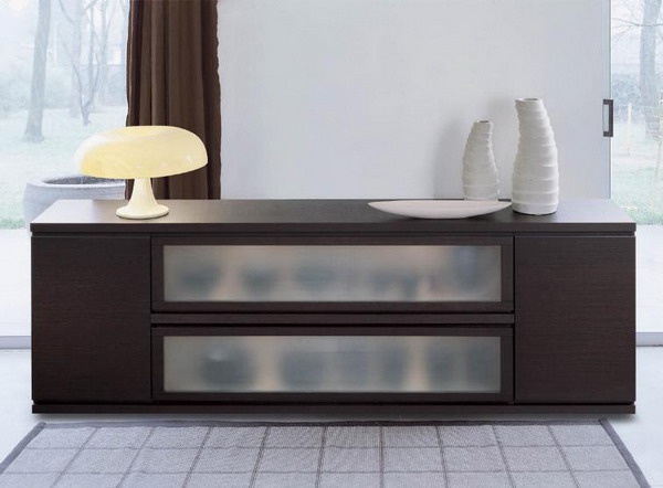 Wooden chest of drawers, Line Gianser