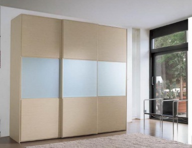 Wardrobe with sliding doors, Line Gianser