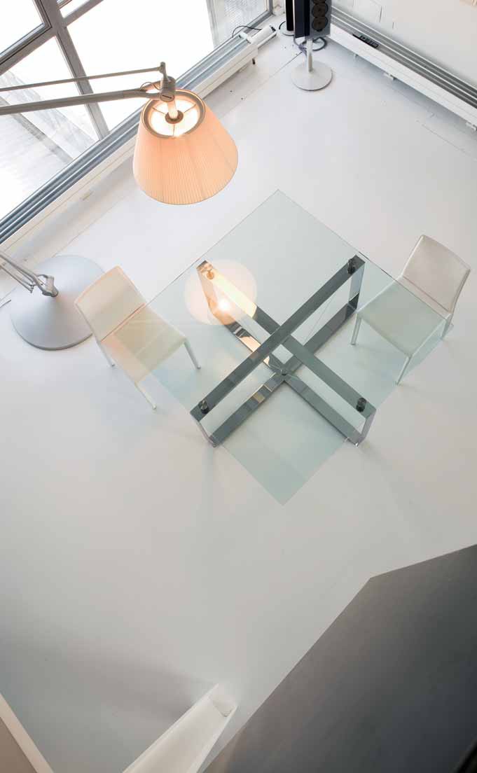 Dining table, Pacini & Cappellini