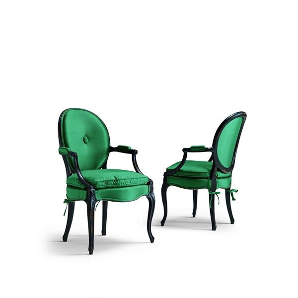 Armchair with a curved backrest, Salda