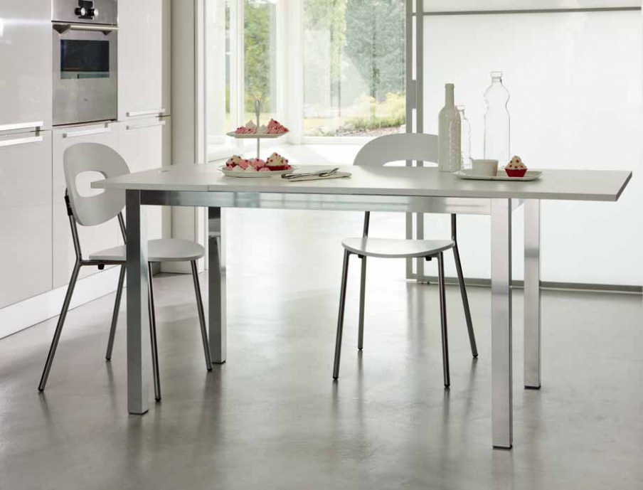 Dining table, Pacini & Cappellini
