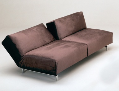 Volage Sofa, Futura