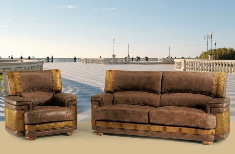 Sofa on a frame of fir or beech leather upholstered Boston, BM Style