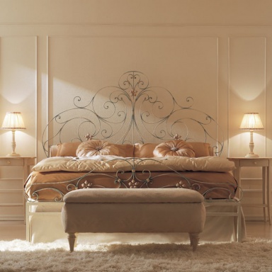 Bed with wrought iron headboard Letto Rialto