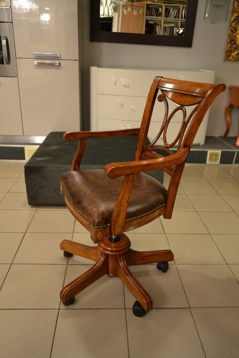 A chair on wheels, Seven sedie perfectly