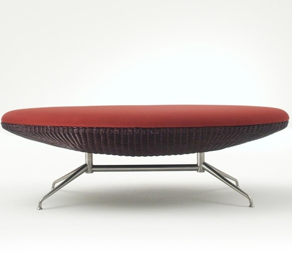 Oval Ottoman on stainless steel frame Balloon, Bonacina Pierantonio