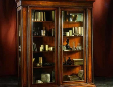 Showcase with glass facade, Stella del Mobile