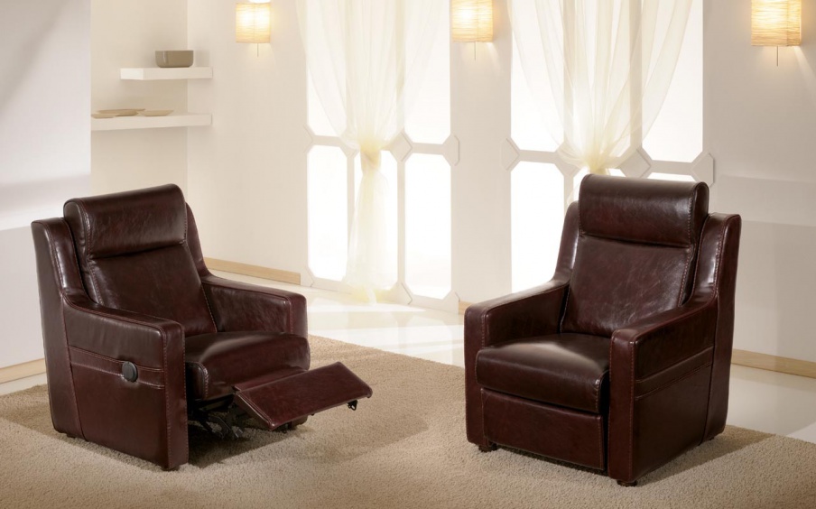 Chair-transformer Piccadilly, Poles Salotti