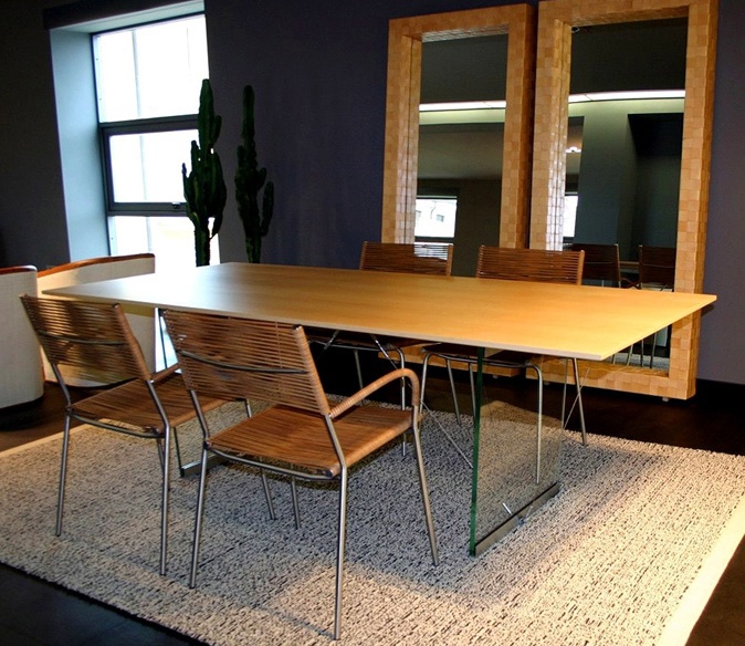 Dining table on wooden legs with glass top Sailor, Bonacina Pierantonio