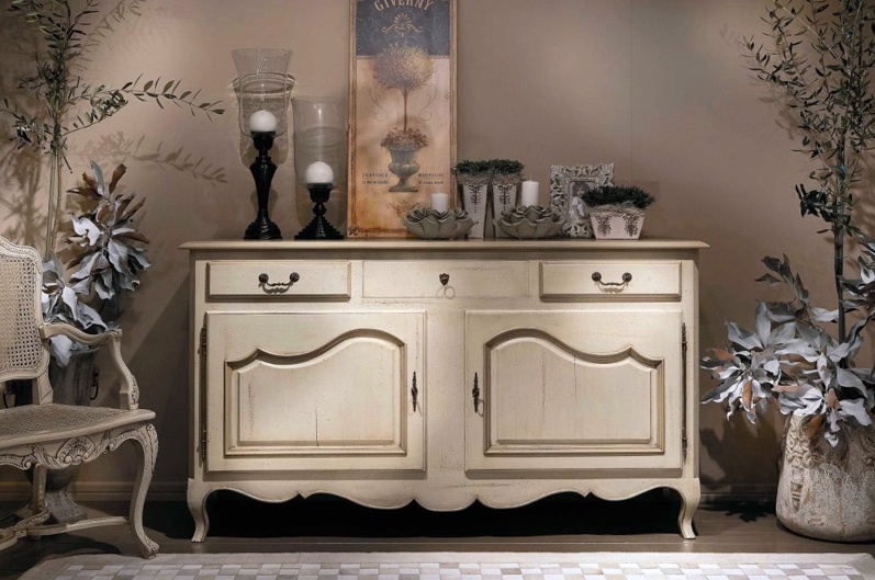 The drawers on figured legs, Stella Del Mobile