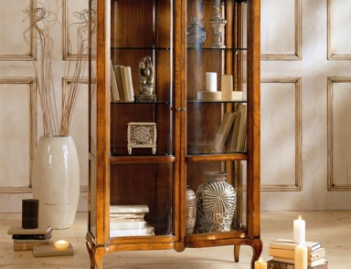 Showcase with glass facade, Stella Del Mobile