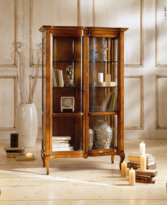 Showcase with glass facade, Stella Del Mobile