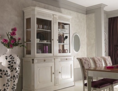 Showcase with hinged door, Stella Del Mobile