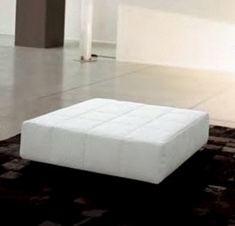 Pouf upholstered in leather or fabric squaring trait, Bonaldo