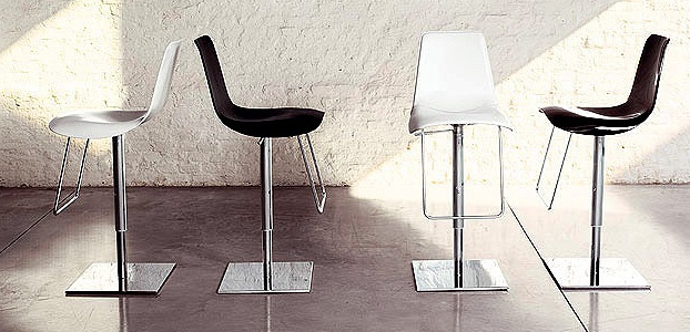 Bar chair steel framed leather upholstered Lei hi Bonaldo