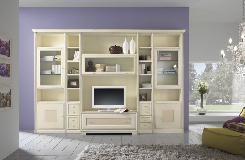 Modular system made of solid wood, at the stilema stand